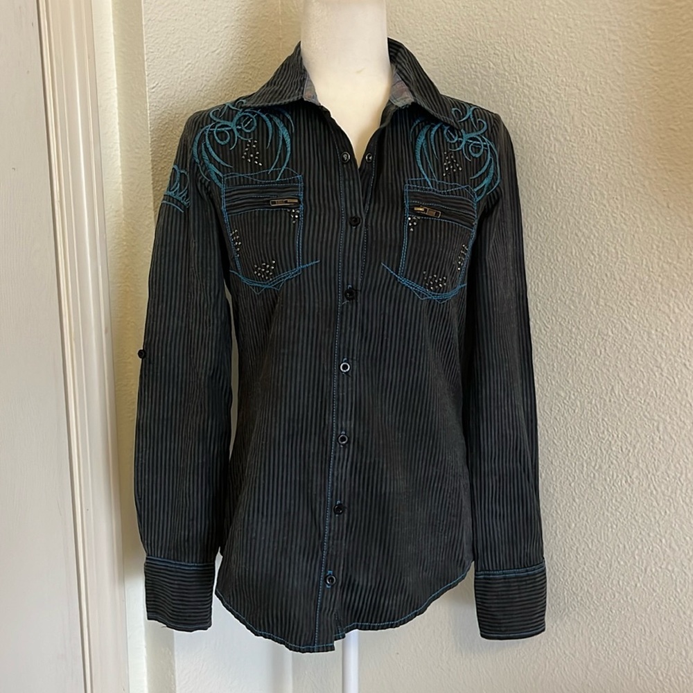 Roar Button Down Shirt Size Small